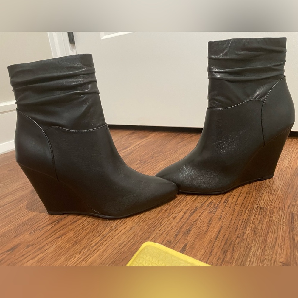 Seychelles Set In Stone Black Leather